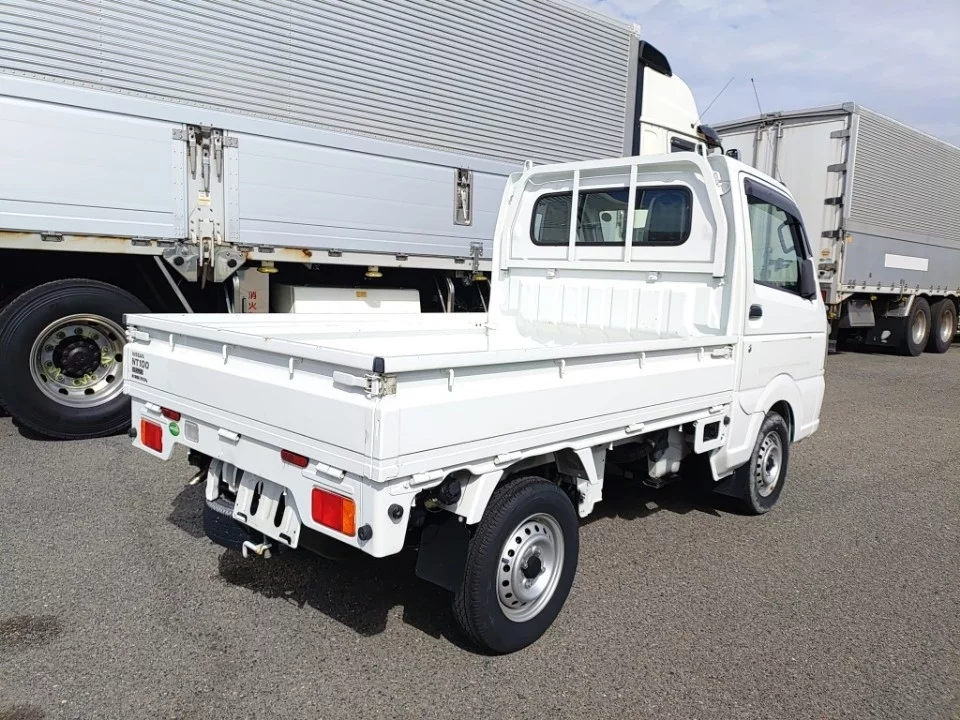 Nissan NT100 Clipper DR16T 2018